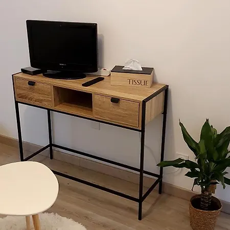 Chez Mathilde, Sur Appartement *